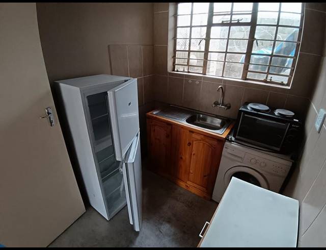 1 BEDROOM PROPERTY TO RENT IN KANONIERSPARK